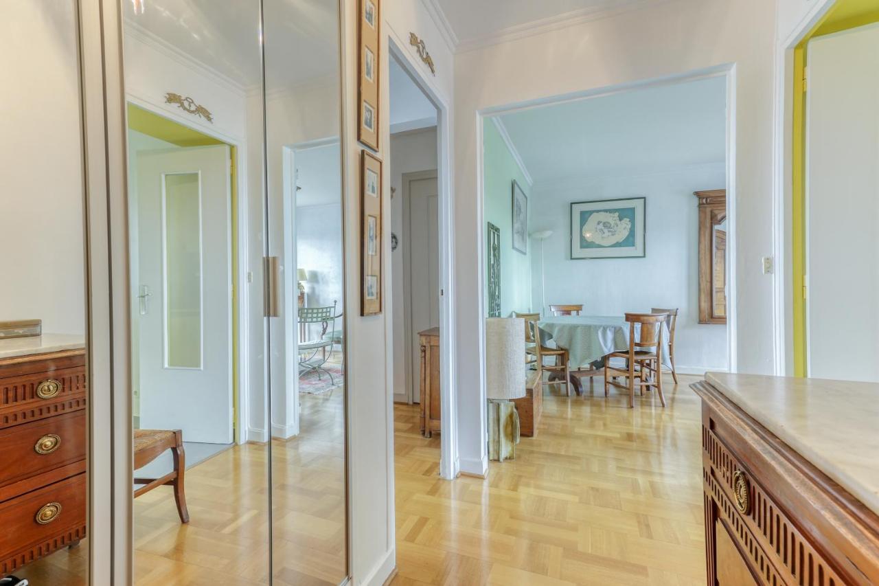 Ferienwohnung Large And Bright 2 Bdrs Flat With View - Paris 20 Exterior foto